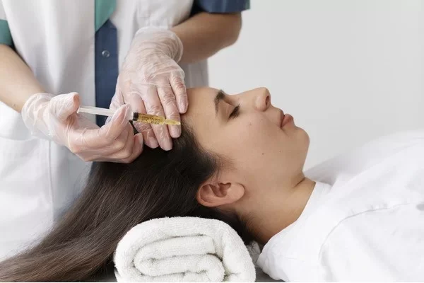 exosome-therapy-the-new-anti-aging-breakthrough-for-skin-hair